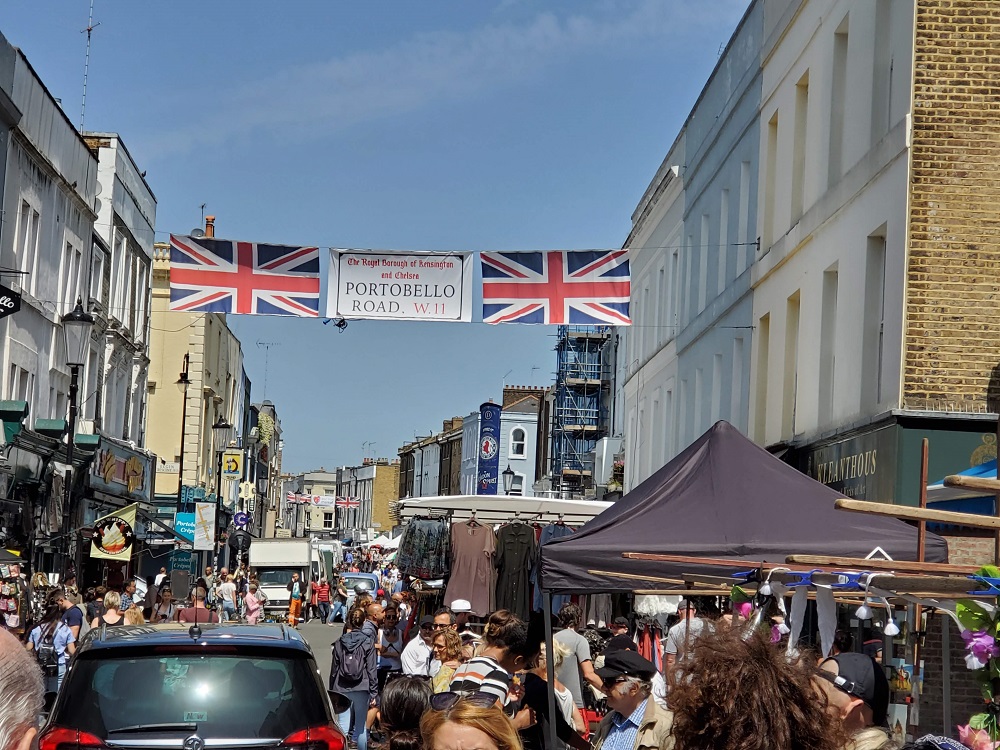Notting hill street market - TravelSetGo